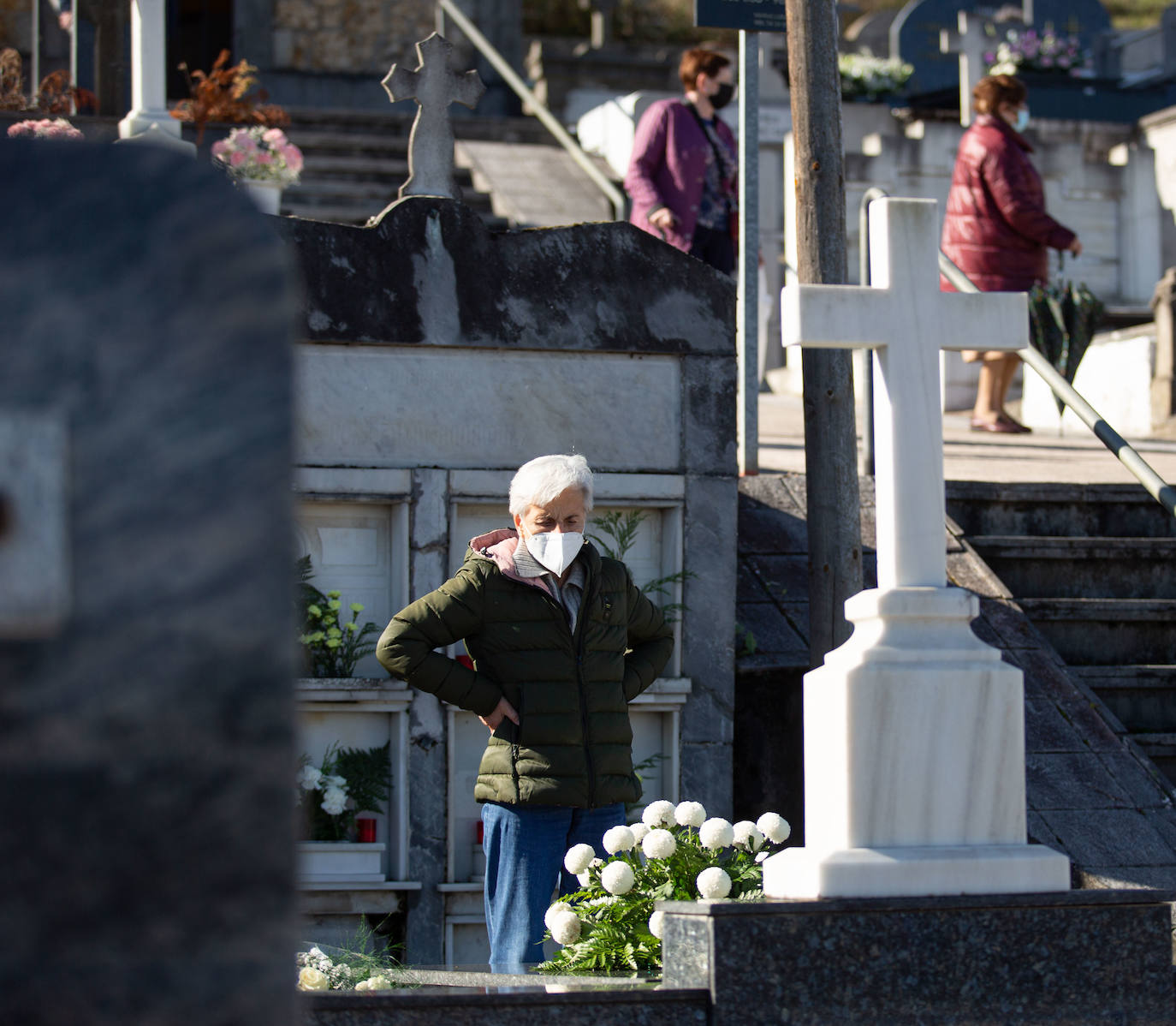 El recuerdo a los seres queridos fallecidos hoy está muy presente