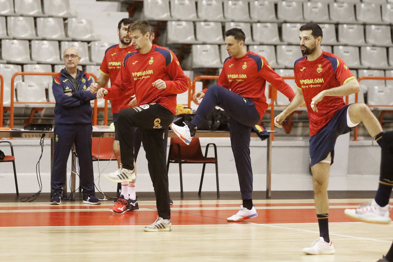 La Selección Española de Balonmano entrena en el Principado, donde disputarán dos amistosos 