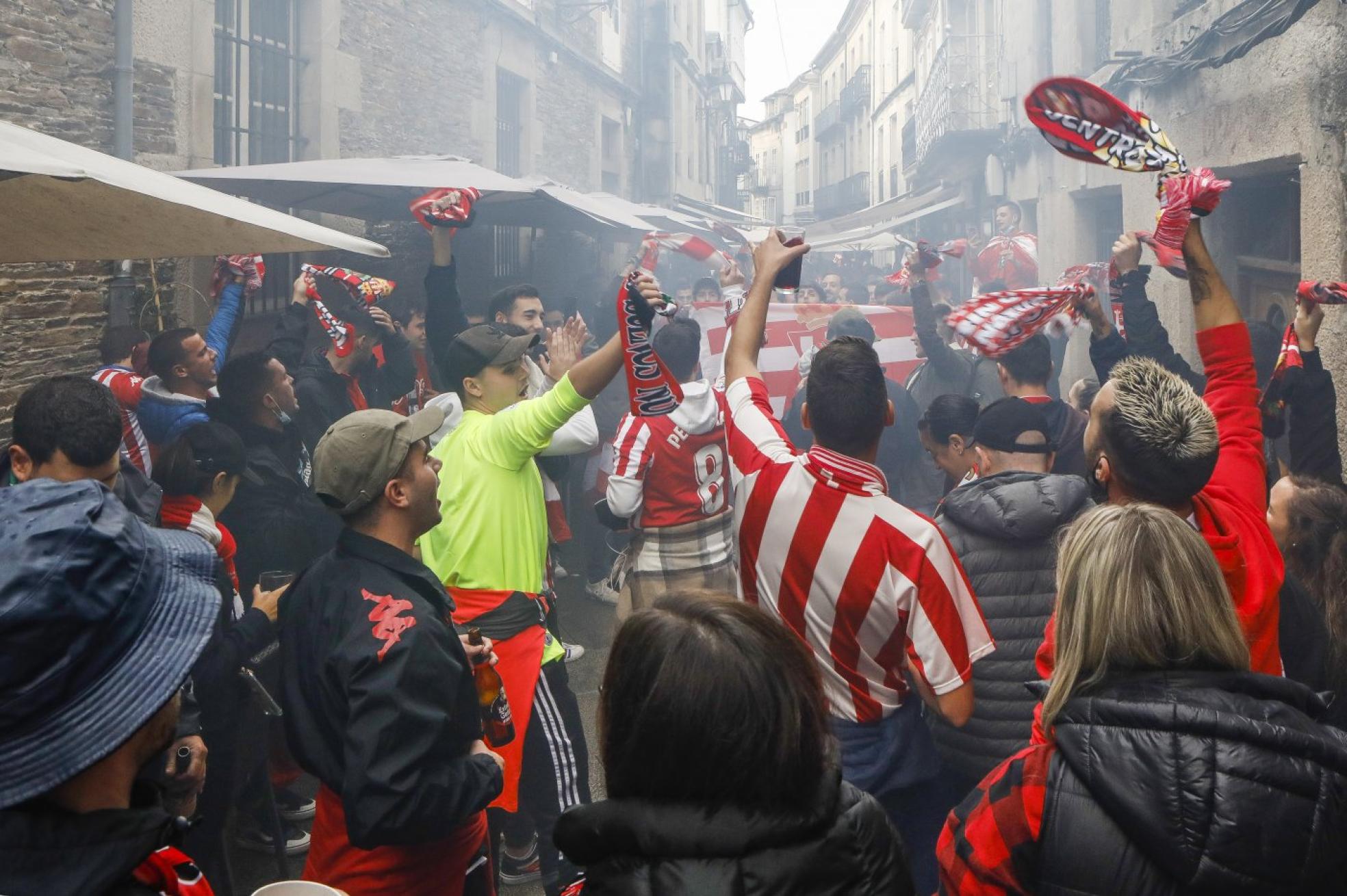 Uno de los momentos cumbre de la fiesta del sportinguismo del sábado en Lugo. 