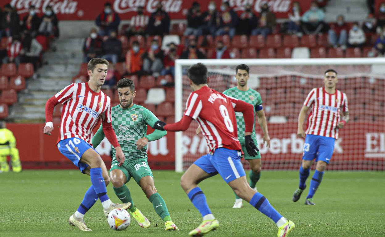 Sporting 0 - 1 Almería. 