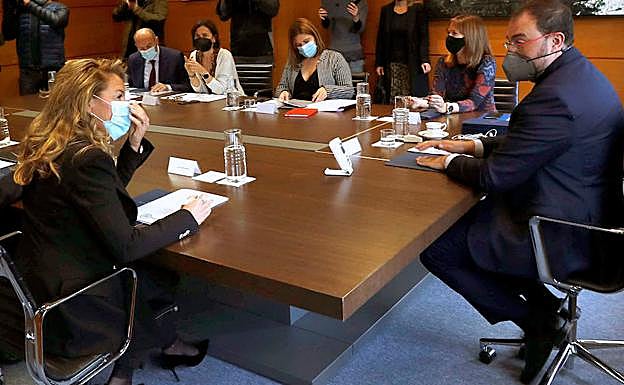 Mallada,: «Pedimos un esfuerzo fiscal sin el coste añadido de la oficialidad»