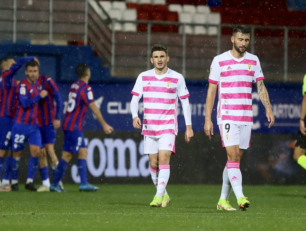 Estas son las mejores imágenes del partido disputado entre el SD Eibar y el Real Oviedo (1-0).