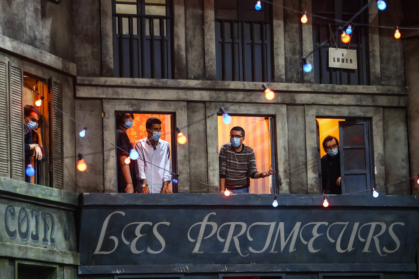 Con escenografía y vestuario de los añorados Julio Galán y Pepa Ojanguren y dirección de escena de Sagi, la producción alza el telón en Oviedo por cuarta vez. Pero lo hace en el Campoamor de la nueva normalidad, «así que el clima es diferente» 