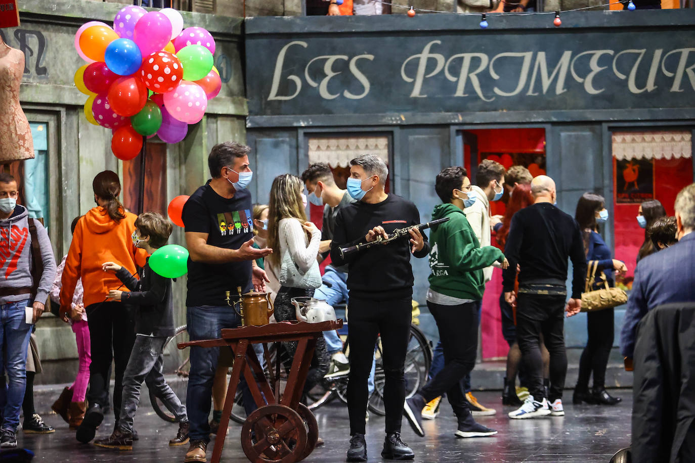 Con escenografía y vestuario de los añorados Julio Galán y Pepa Ojanguren y dirección de escena de Sagi, la producción alza el telón en Oviedo por cuarta vez. Pero lo hace en el Campoamor de la nueva normalidad, «así que el clima es diferente» 