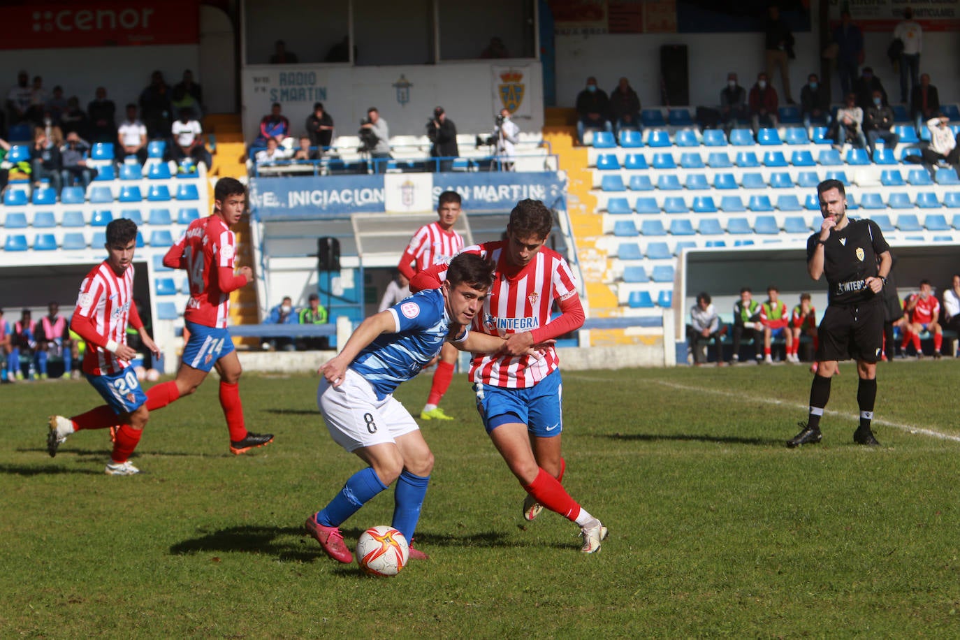 Los de Sergio Sánchez perdieron 1 - 2 en Sotrondio con un San Martín que se fue creciendo con el paso de los minutos. 