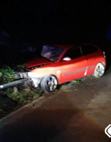 Imagen secundaria 2 - Dos heridos, uno de ellos grave, en un accidente en Tineo