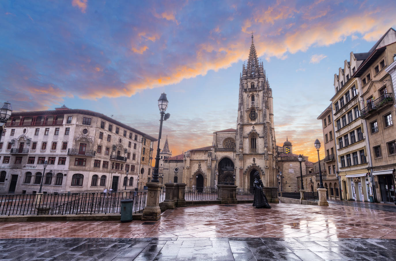 La Catedral de San Salvador