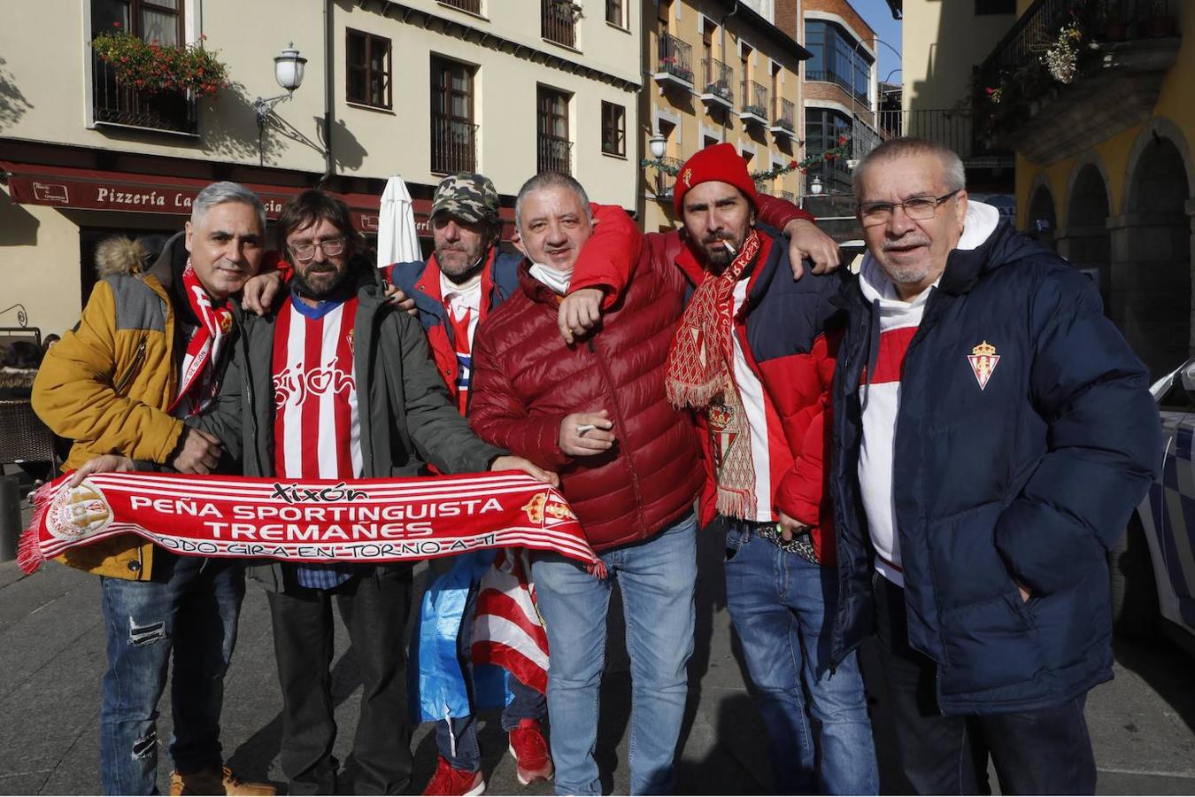 Más de quinientos sportinguistas estarán esta noche en las gradas de El Toralín para animar al conjunto rojiblanco.