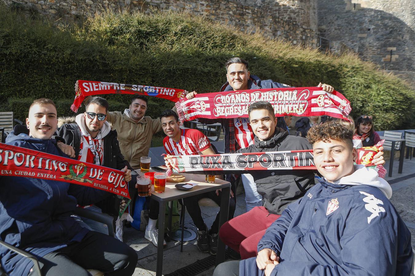 Más de quinientos sportinguistas estarán esta noche en las gradas de El Toralín para animar al conjunto rojiblanco.