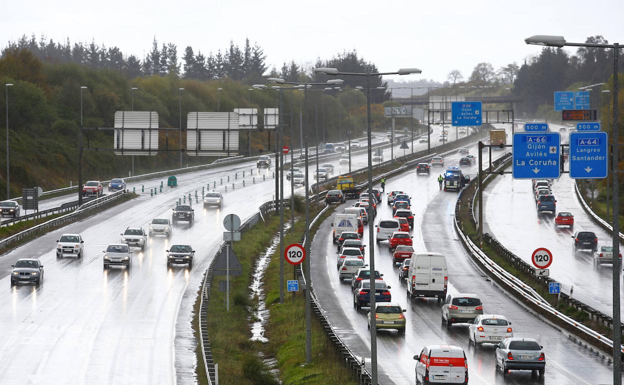 La probabilidad de sufrir un accidente se incrementa un 70%, con lluvia