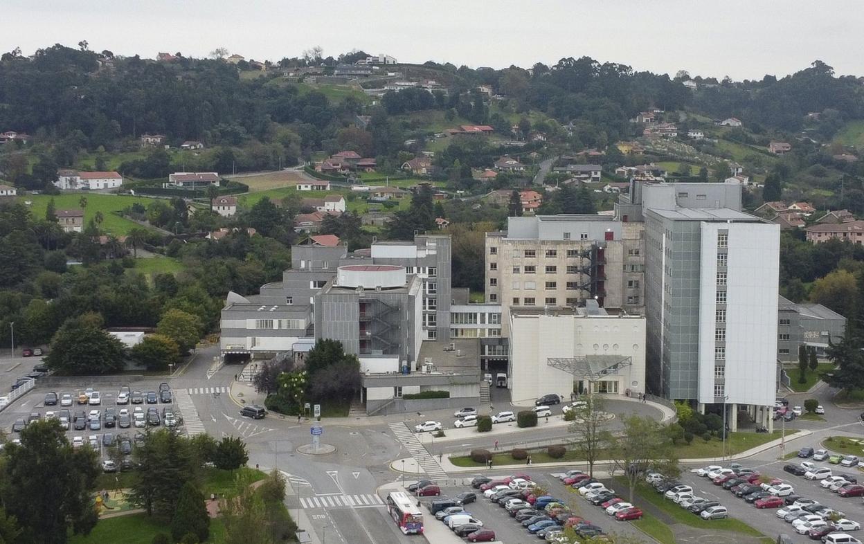 Vista aérea del Hospital Universitario de Cabueñes. 