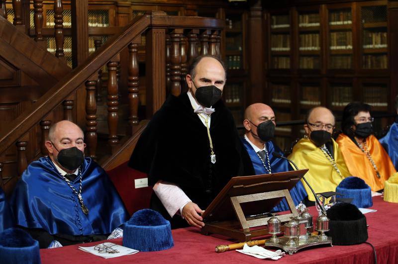 En imágenes: La Universidad de Oviedo entrega sus premios Fin de Grado en Santa Catalina