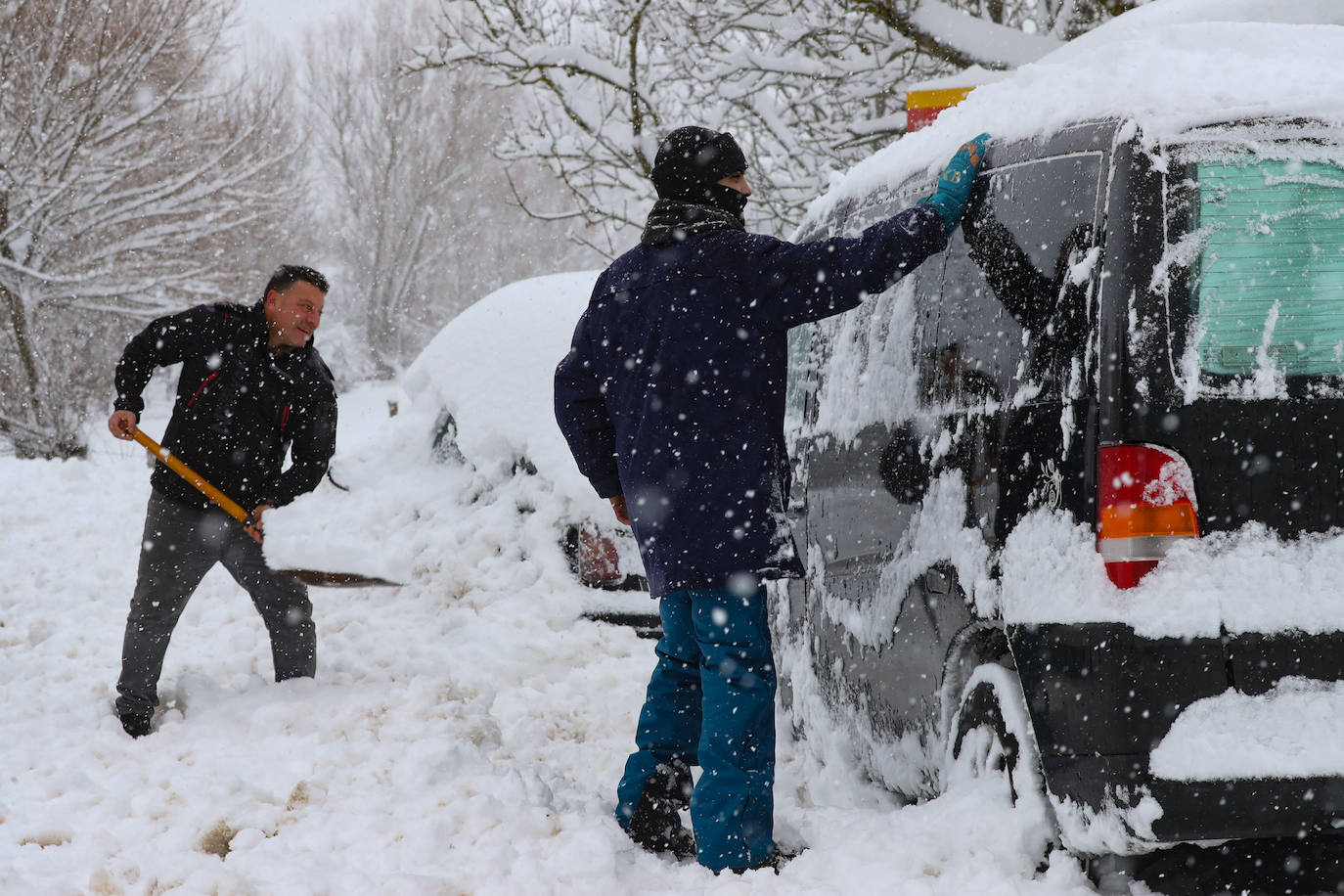 Fotos: La impresionante nevada en Somiedo