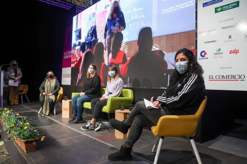 «El feminismo también libera a los hombres»