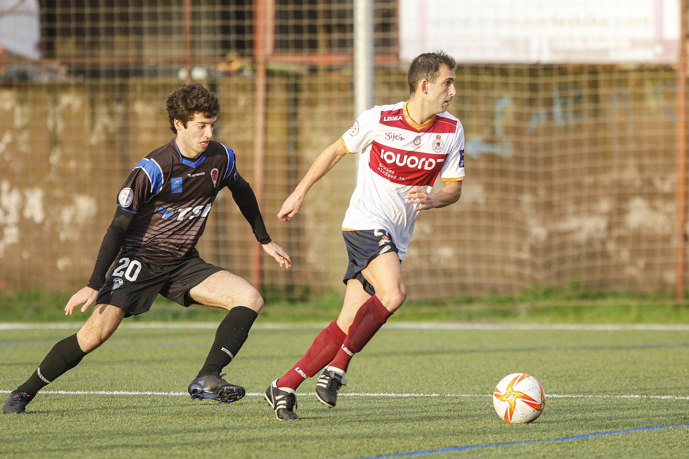 Fotos: El Hijón Industrial-TSK Roces, en imágenes