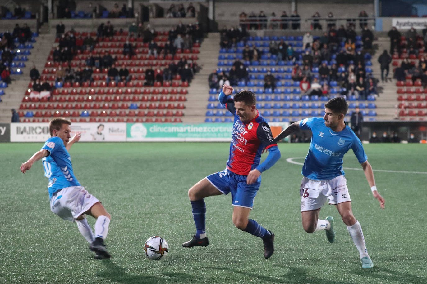 Fotos: Las mejores jugadas del Langreo-Pontevedra