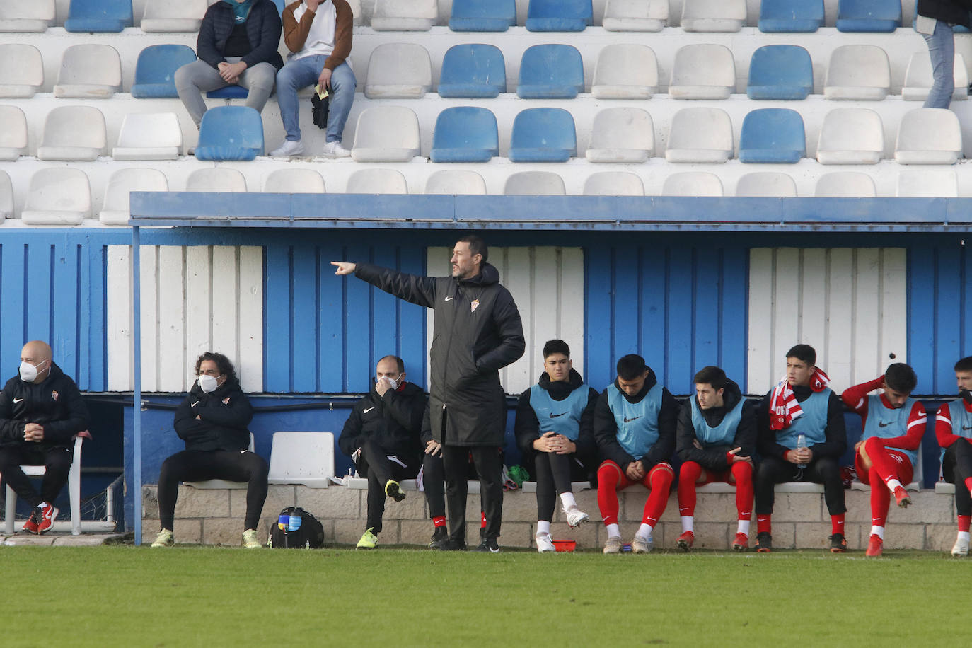 Fotos: Las mejores jugadas del Sporting B-Mosconia