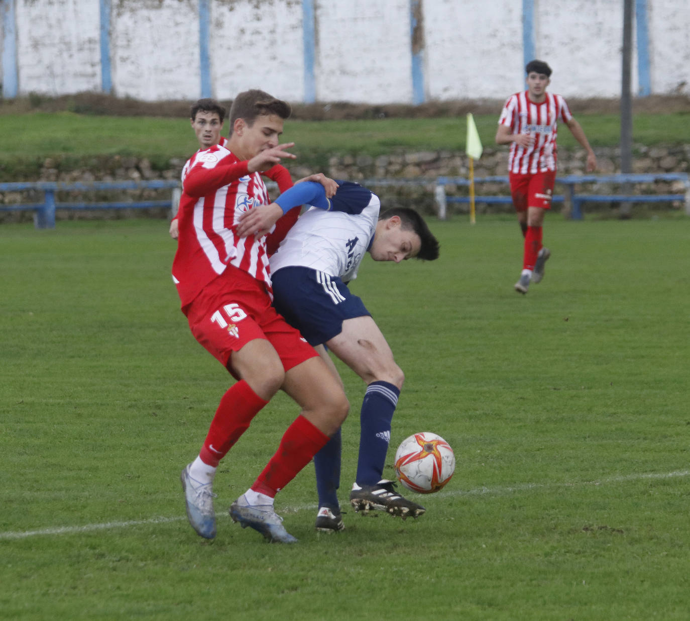Fotos: Las mejores jugadas del Sporting B-Mosconia