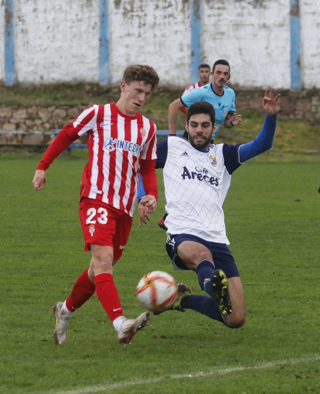 Fotos: Las mejores jugadas del Sporting B-Mosconia