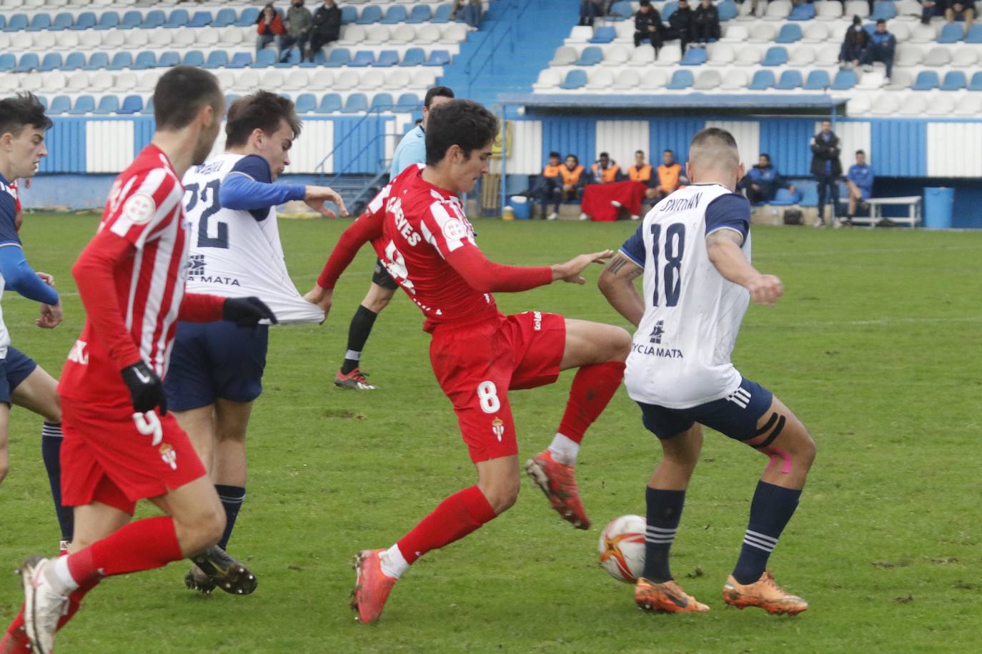 Fotos: Las mejores jugadas del Sporting B-Mosconia