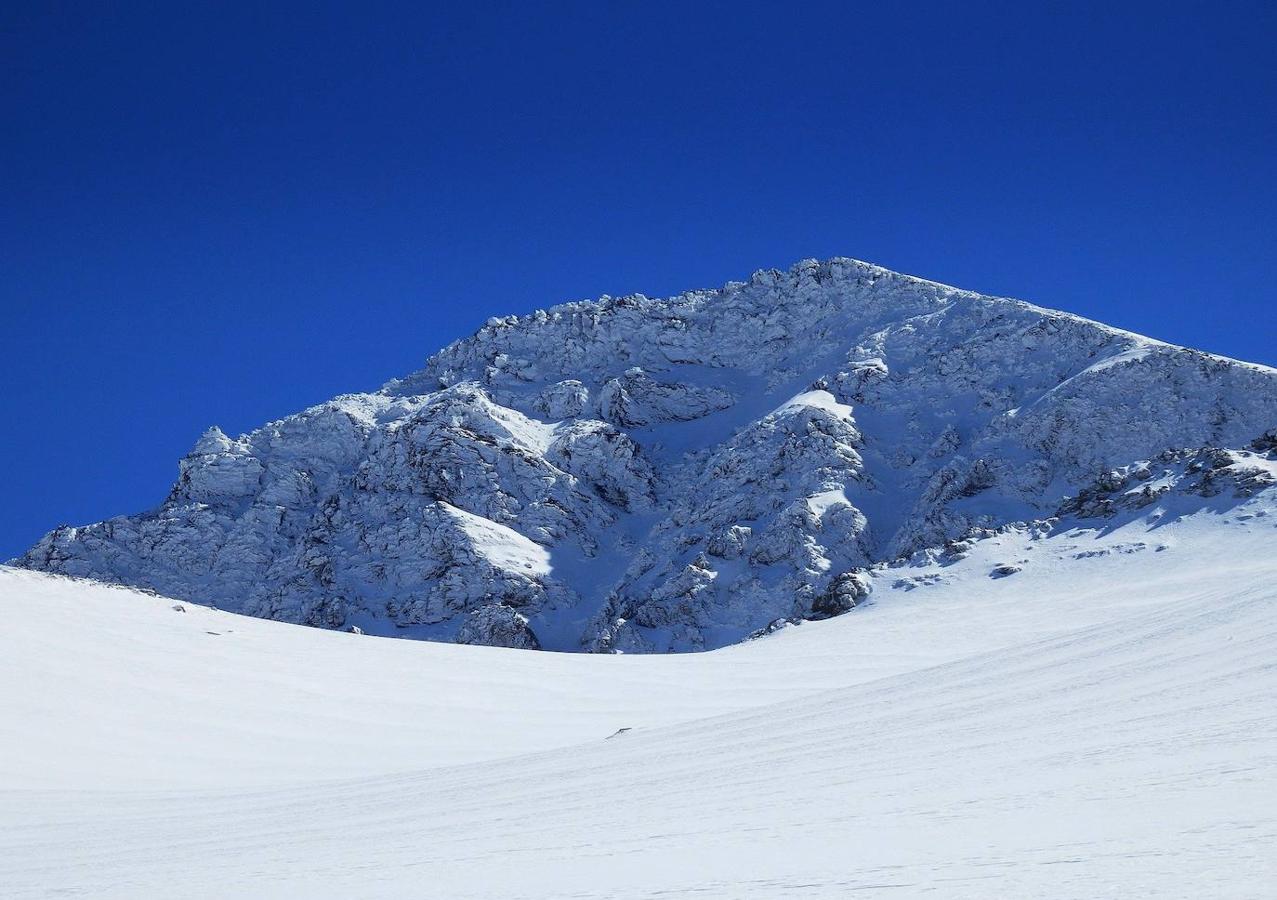 Pico Mulhacen (3.479 m).