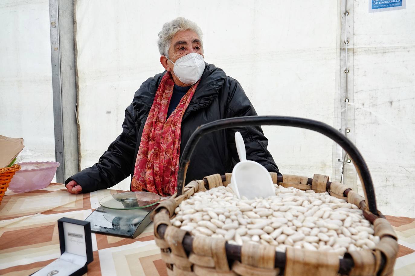 Fotos: Víctor Manuel anima la Feria de les Fabes de Colunga