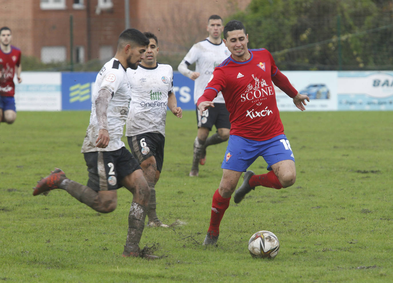 Fotos: Las mejores jugadas de la victoria del Ceares contra el Salamanca