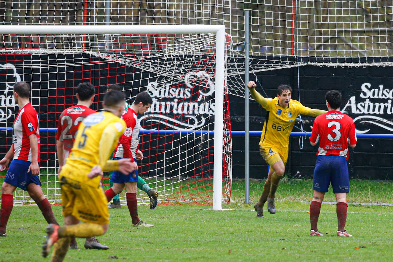 Fotos: Las mejores imágenes del Titánico-Colunga en Las Tolvas