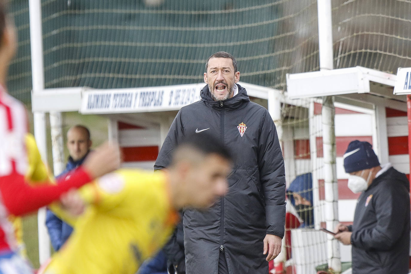Fotos: Las mejores imágenes de la victoria del Sporting B ante el Navarro