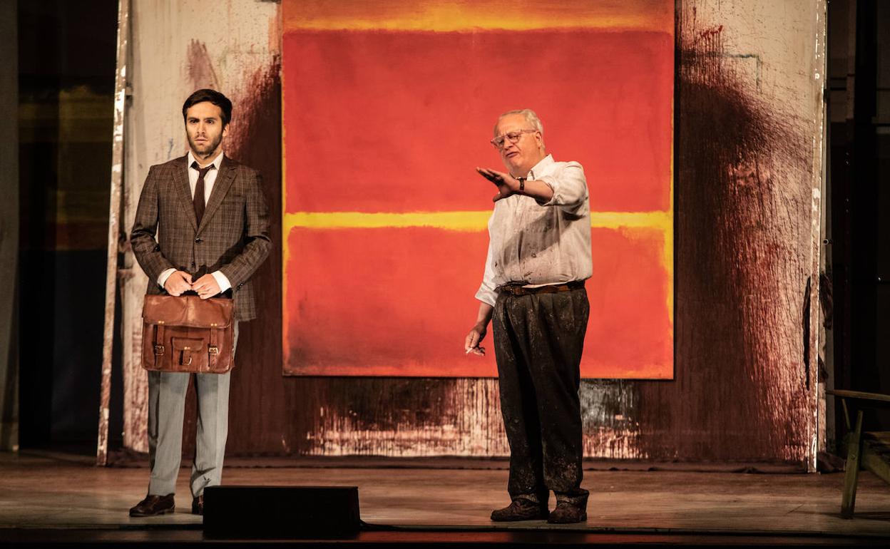 Ricardo Gómez y Juan Echanove en su última representación en el Teatro Palacio Valdés de Avilés. 