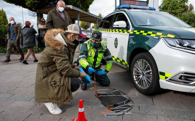 Así se ponen las cadenas del coche