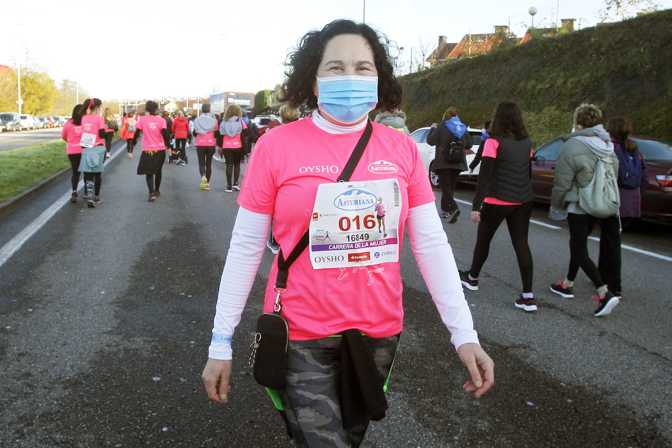 3.500 corredoras han participado este domingo en la Carrera de la Mujer celebrada en las calles de Gijón 