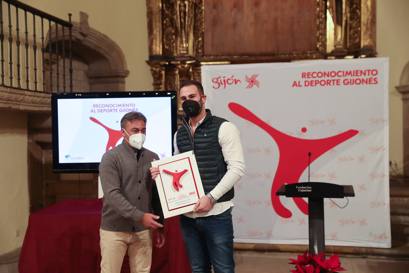 El Patronato Deportivo de Gijón ha entregado los premios a los mejores deportistas de la ciudad. El máximo reconocimiento ha sido para el tenista Pablo Garreño, bronce en los Juegos Olímpicos de Tokio 