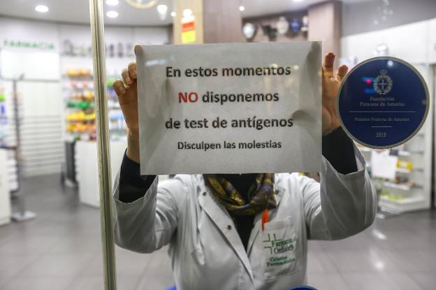 Las farmacias se quedan sin tests de antígenos antes de Nochebuena