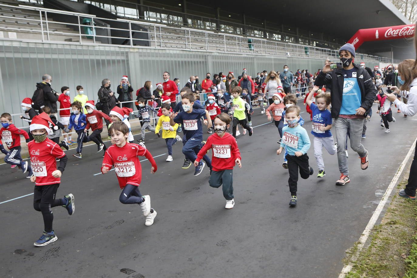 Fotos: Así fue la Carrera de Nochebuena de los niños