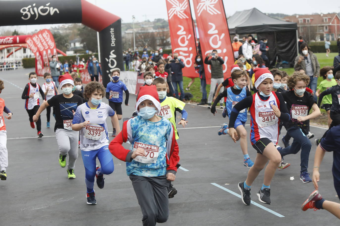 Fotos: Así fue la Carrera de Nochebuena de los niños