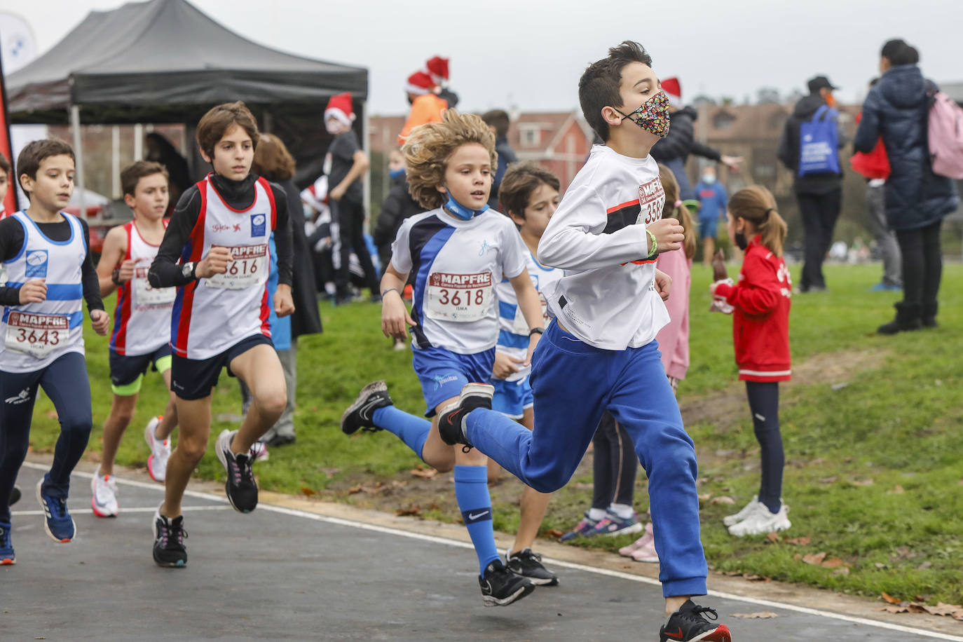 Fotos: Así fue la Carrera de Nochebuena de los niños
