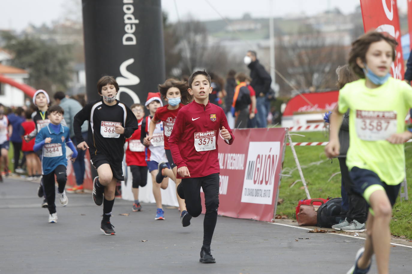 Fotos: Así fue la Carrera de Nochebuena de los niños
