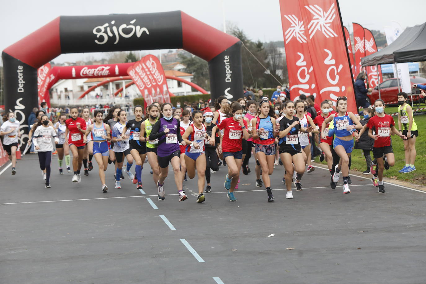 Fotos: Así fue la Carrera de Nochebuena de los niños