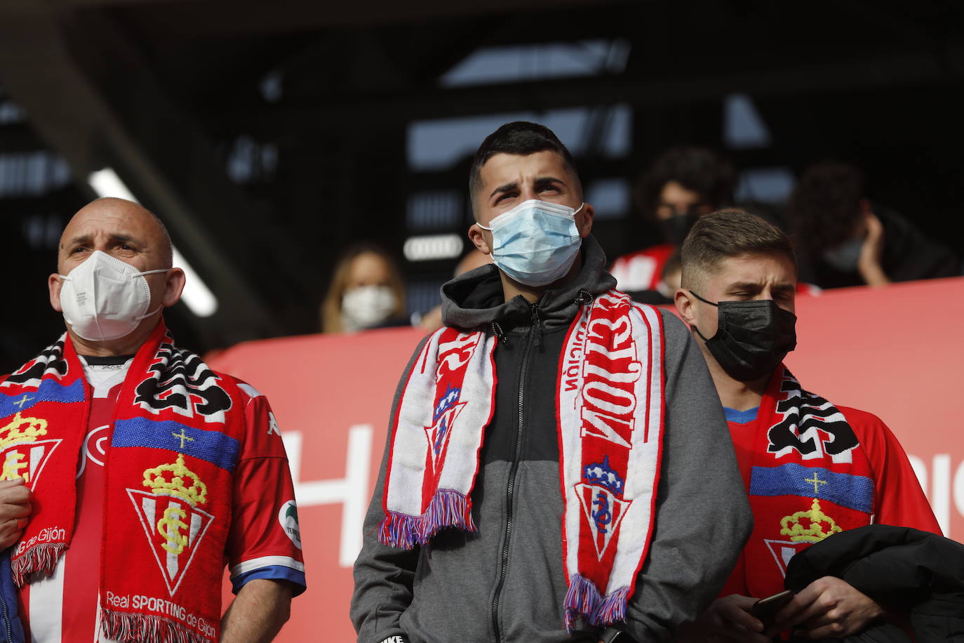 Fotos: ¿Estuviste en el Sporting - Lugo? ¡Búscate!