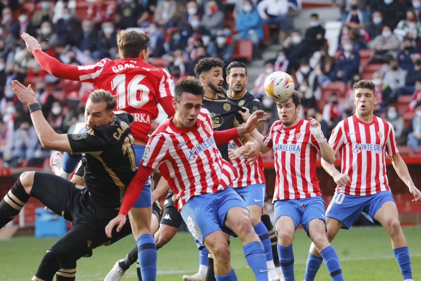 Fotos: Las imágenes de las mejores jugadas del Sporting - Lugo