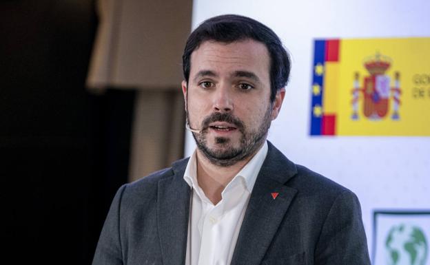 Garzón enciende las redes con sus palabras sobre la carne: de peticiones de dimisión al silencio de Sánchez 