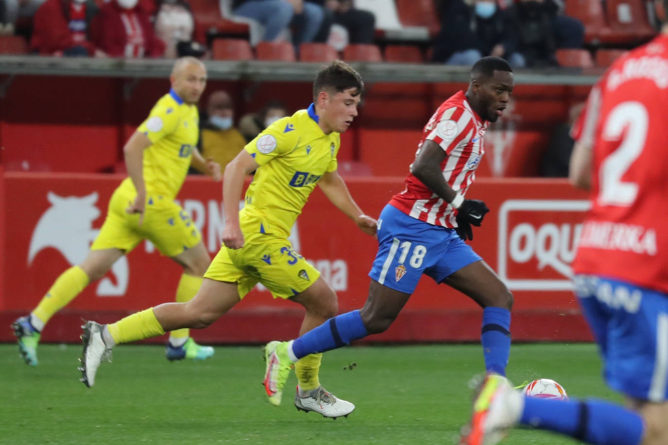 Fotos: Las mejores jugadas del Sporting-Cádiz