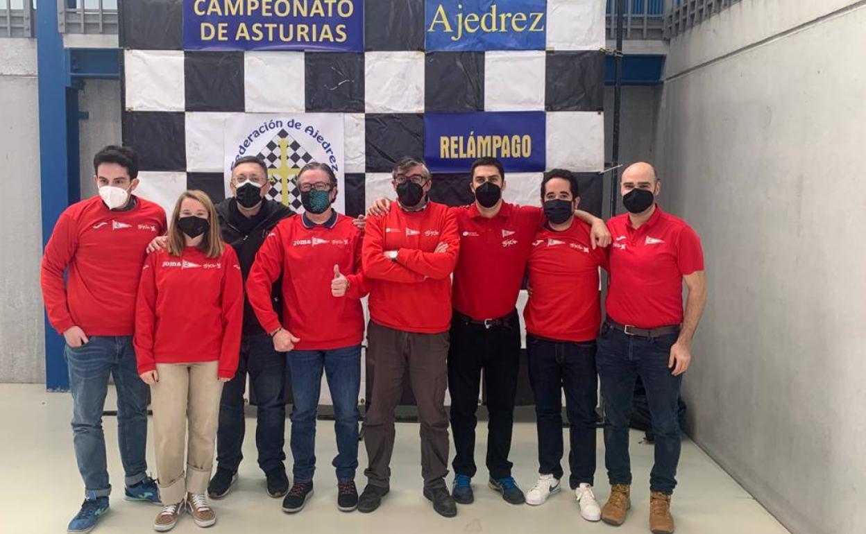 Viñuela, Lucía, Marino, Antuña, Lobo, Fernández, Fidalgo y Molina formaron el equipo campeón. 