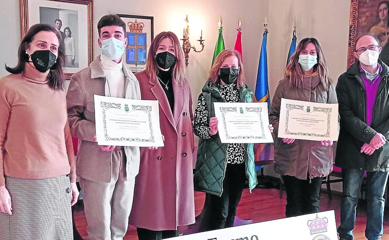 Cangas de Onís entrega los premios de decoración