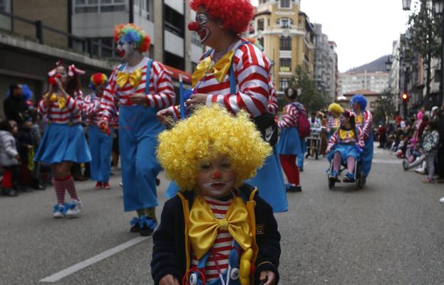 Oviedo recuperará el tradicional desfile de Carnaval por las calles del centro