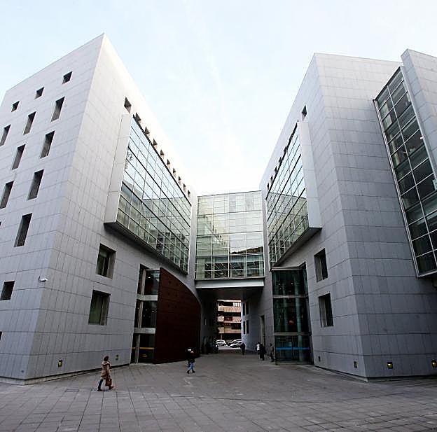 Una vista general del Palacio de Justicia . 