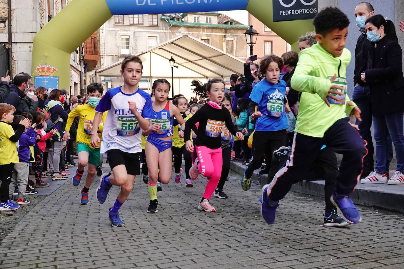 Dimas Pereira se impone en el Cayón Trail de Infiesto, una carrera que sigue siendo «el plan favoristo» de los corredores de la región.