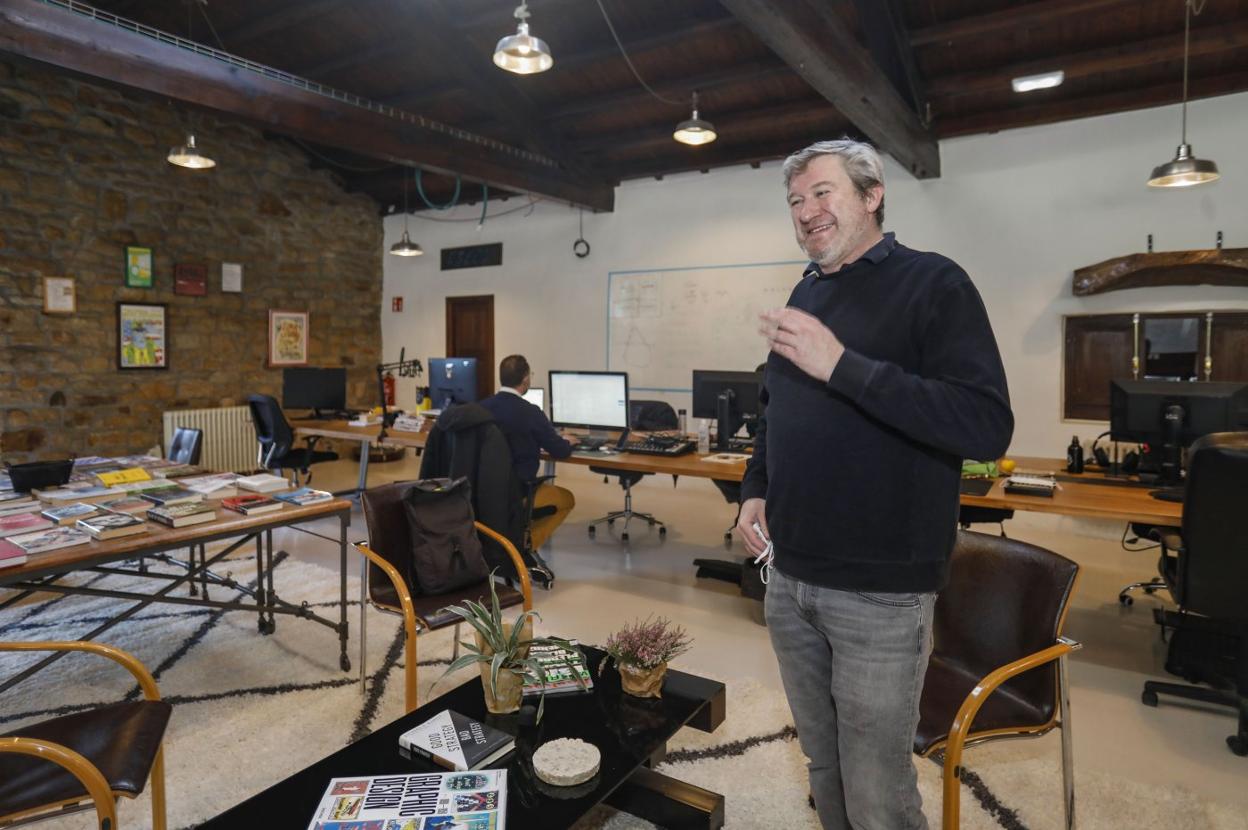 Álex Lawton, CEO de Bedrock. 