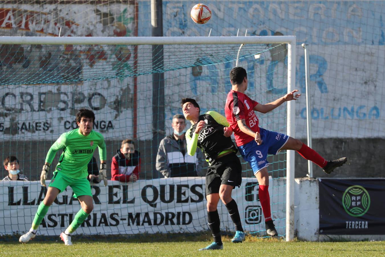 Fotos: Las mejores jugadas del Colunga - Sporting B